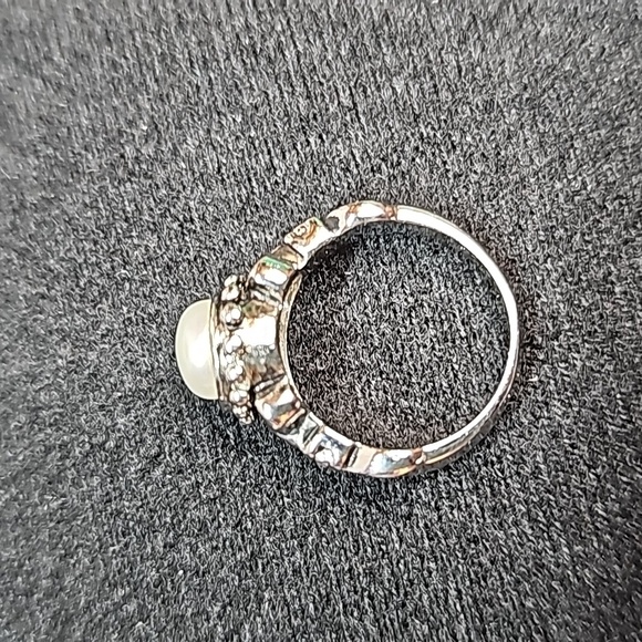 STERLING SILVER ANTIQUE BLACK FLUR DE LIS FAUX PEARL FASHION RING - Picture 4 of 10